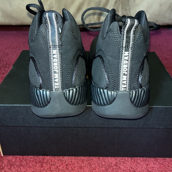 NEW Jordan Jumpman Team 2 - Picture 5 of 5